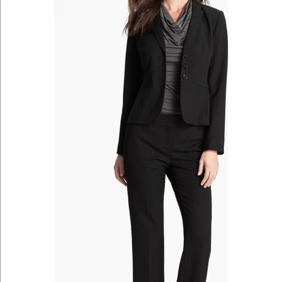 Halogen Three Button Pinstripe Blazer - Picture 13 of 15